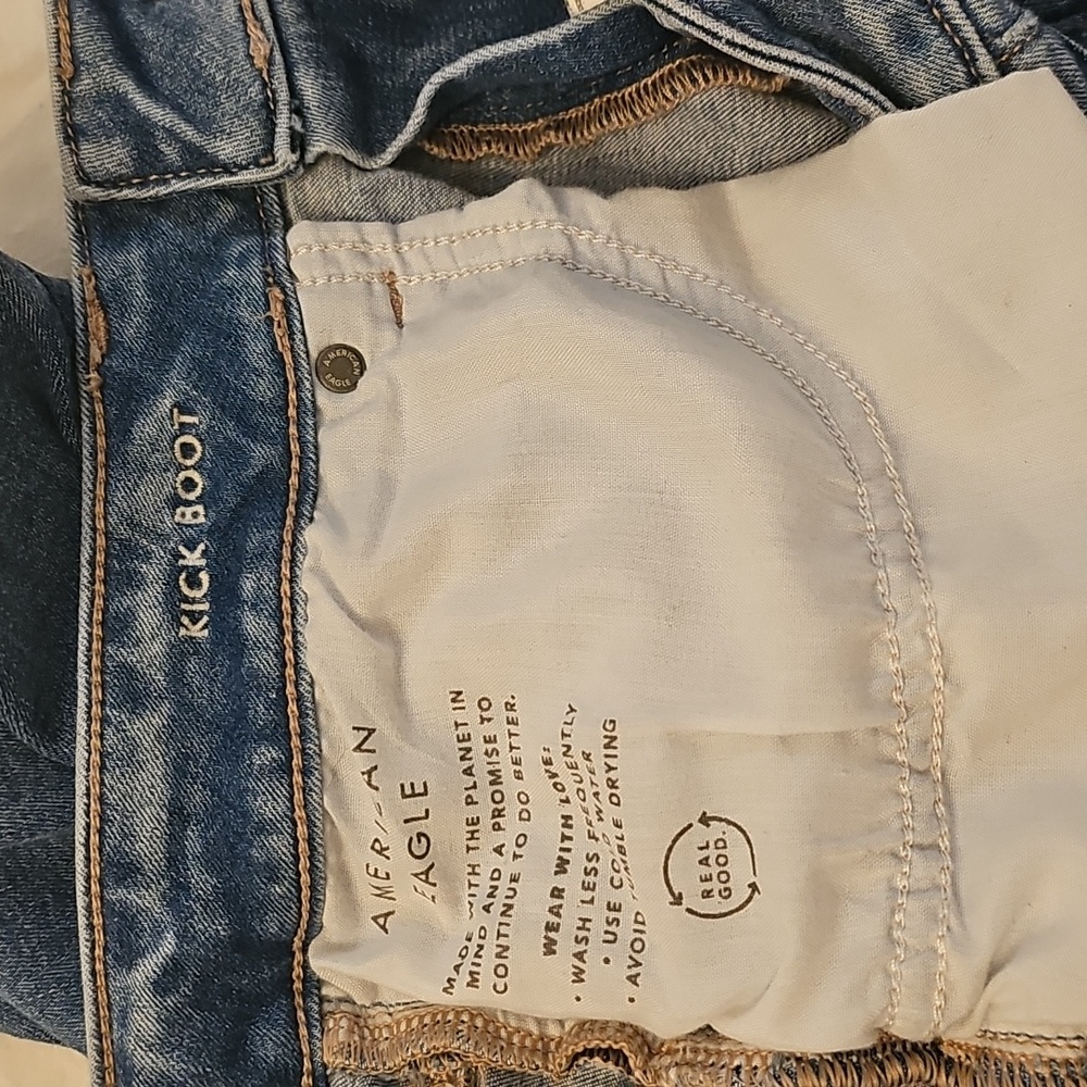 American Eagle Kick Boot Jeans - Picture 9 of 9